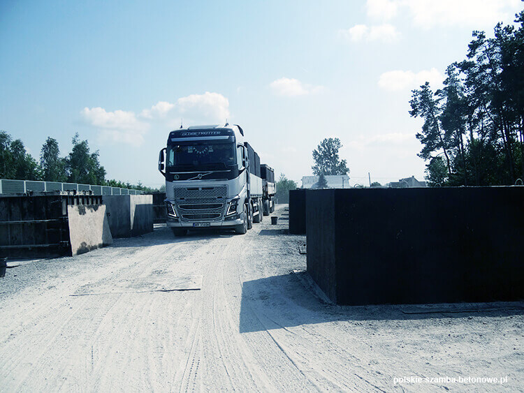 Transport szamb betonowych  w Ząbkach